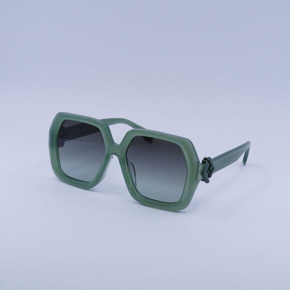 Fendi FE40139F 93P Sunglasses Shiny Light Green Square Frame, Green Lenses - Picture 1 of 10